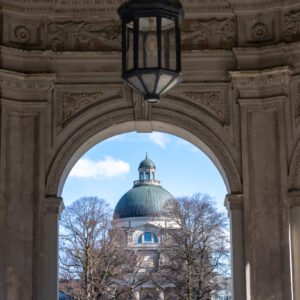Roland Seichter Fotografie - Einzigartige Wandbilder - Stadtfotografie - Fotografische Detailansicht aus dem Münchener Hofgarten