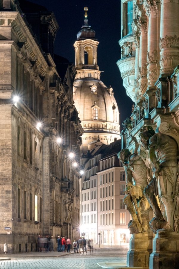 Roland Seichter Fotografie - Städtefotograie - Die Frauenkirche bei Nacht