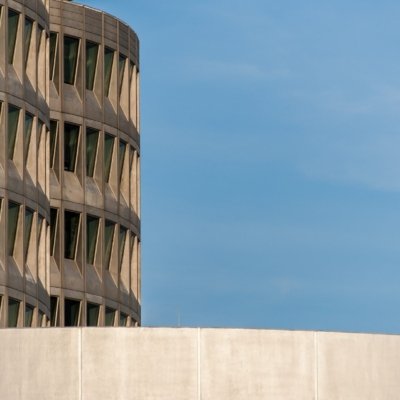 Roland Seichter Fotografie - Städtefotografie - Ansicht von Teilen des BMW Hochhauses und des Museums, Variante 2
