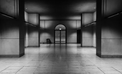Roland Seichter Fotografie - Städtefotografie - Architekturaufnahme Im Keller des Reichstages. Schwarz/Weiß