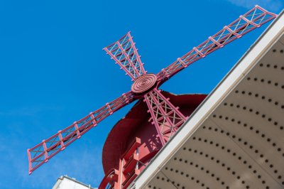 Roland Seichter Fotografie - Städtefotografie - Paris - Die rote Mühlblätter der Moulin Rouge
