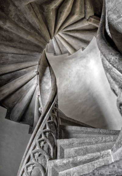 Roland Seichter Fotografie - Fotowettbewerbe - Detailansicht der Doppelwendeltreppe in Graz