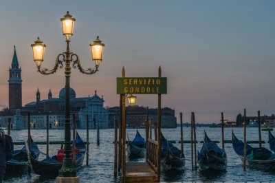 Roland Seichter Fotografie - Gondeln in Venedig