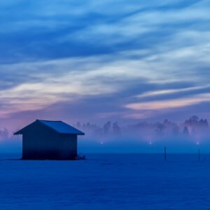 Roland Seichter Fotografie - Einzigartige Wandbilder - Landschaftsfotografie - Eine alte Scheune im Abendlicht