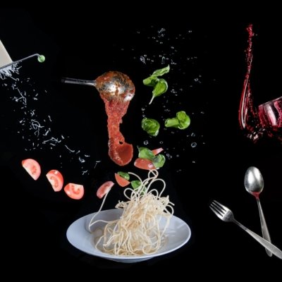 Roland Seichter Fotografie - Einzigartige Wandbilder - CreativeArt - Composing eines Spaghetti-Gerichtes