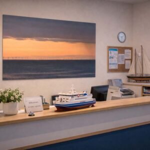 Windkraft Das Wandbild "Windkraft" im Empfangsbereich einer Reederei zur Unterstreichung maritimer Kompetenz.