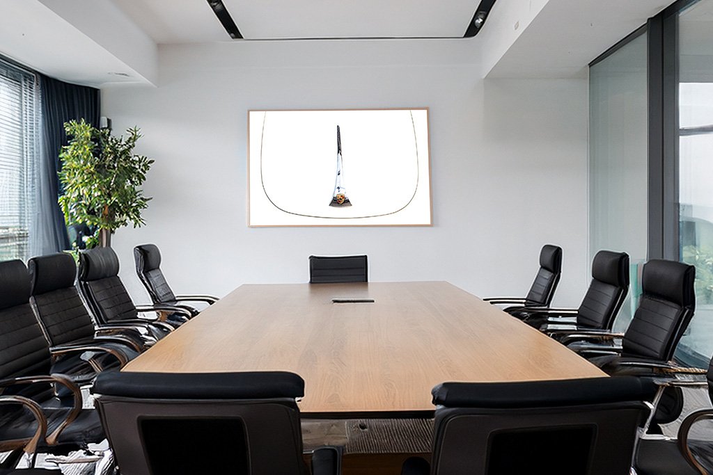 Das minimalistische Wandbild „356“ in einem modern eingerichteten Besprechungszimmer zur Inspiration bei Business-Meetings.