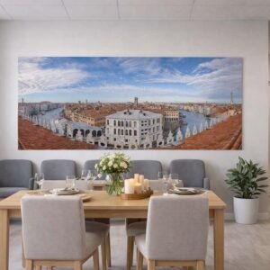 Das Panorama-Wandbild Canale Grande im Esszimmer schafft eine elegante Atmosphäre und lädt zu kulinarischen Träumereien ein.