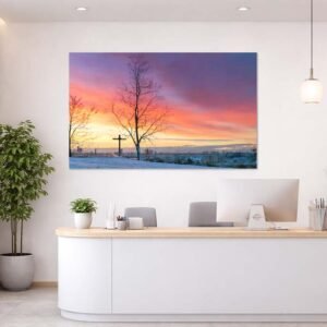 Das Wandbild Morgens vom Olympiaberg im 3:2 Format schafft am Empfang einer Arztpraxis durch seine warmen Farben eine hoffnungsvolle Atmosphäre.