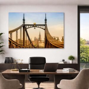 Das Wandbild Von der Neutorbrücke im 3:2 Format unterstreicht in einer Anwaltskanzlei eine Atmosphäre von Beständigkeit, Struktur und regionaler Verbundenheit.