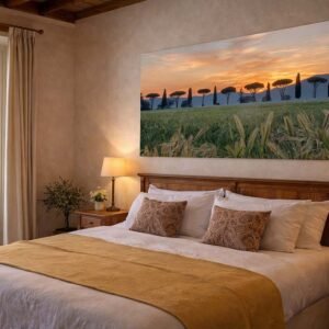 Toskanische Allee Das Wandbild Toskanische Allee als stimmungsvolles Panorama über dem Bett in einem gemütlich gestalteten Schlafzimmer